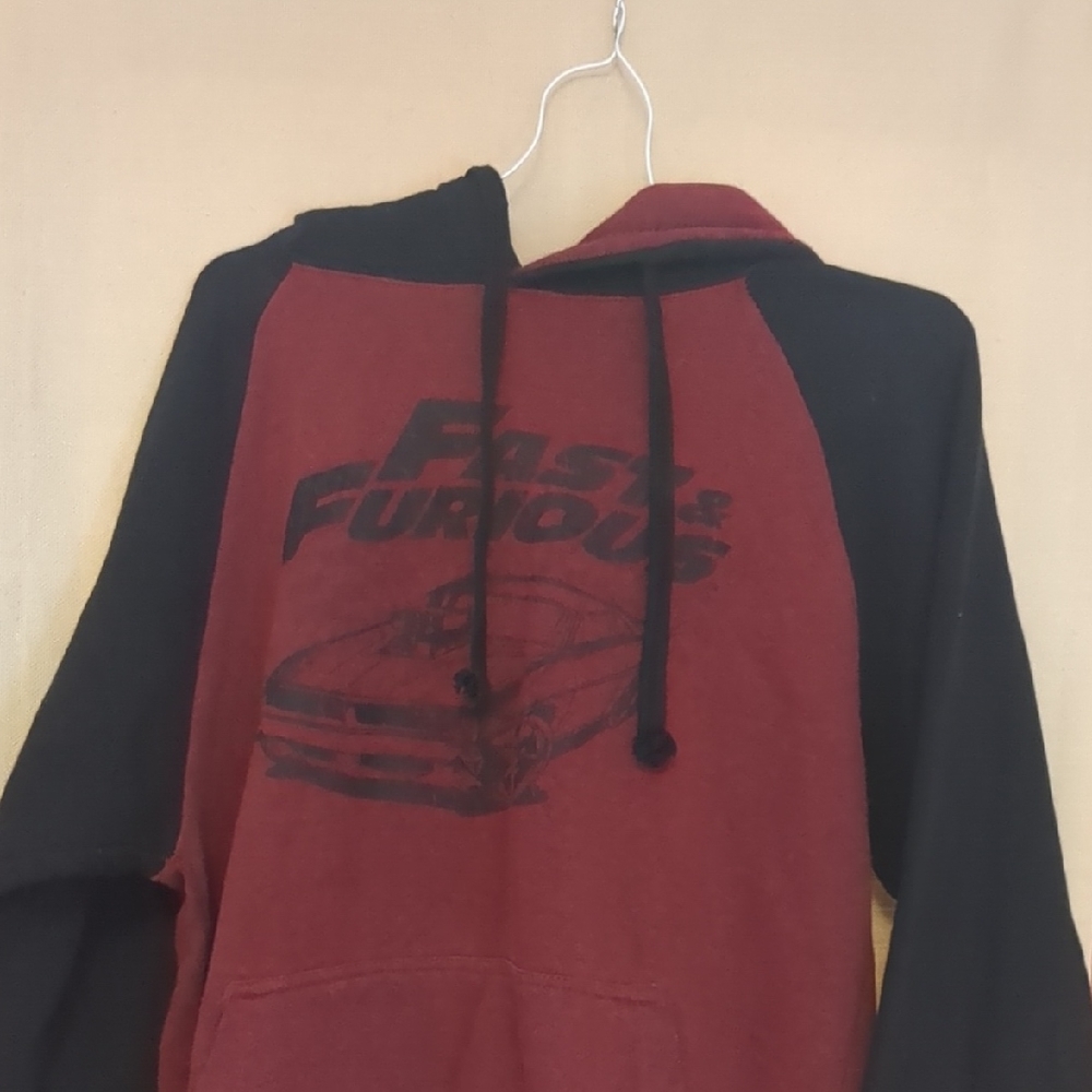 Fast & Furious Universal Studios Red & Black Family First Hoodie Size Large